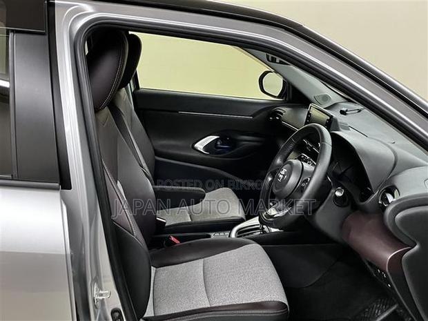 Toyota Yaris Cross 2021 Silver