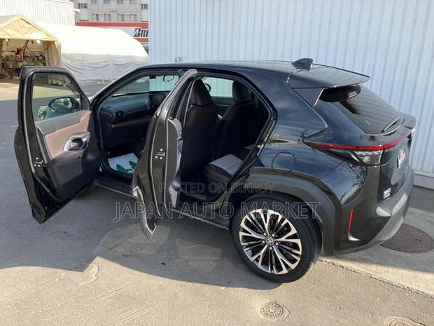 Toyota Yaris Cross 2021 Black