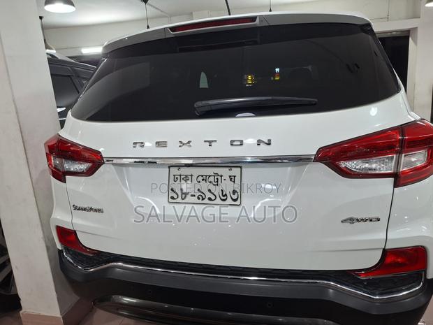 SsangYong Rexton 2020 Pearl