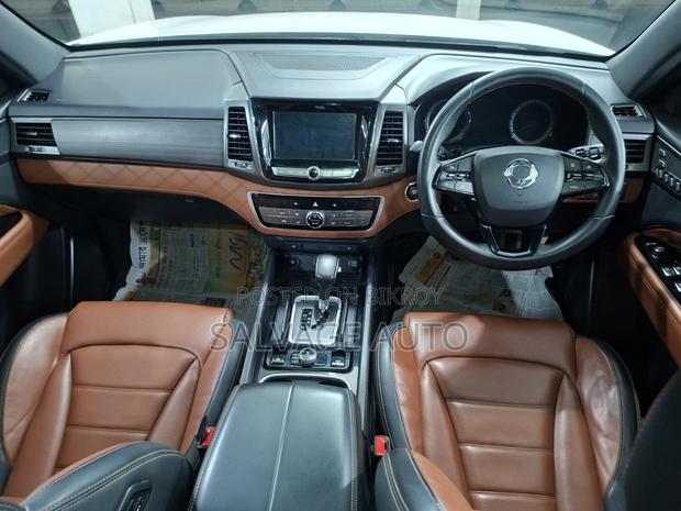 SsangYong Rexton 2020 Pearl