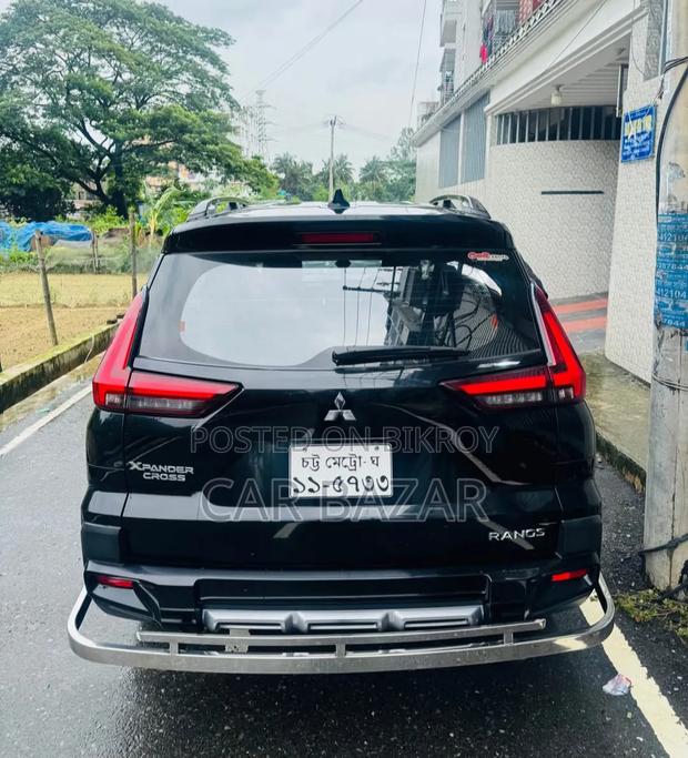 Mitsubishi Xpander Cross 2023 Gray