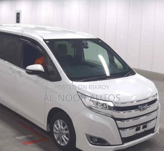 Toyota Noah 2021 Pearl
