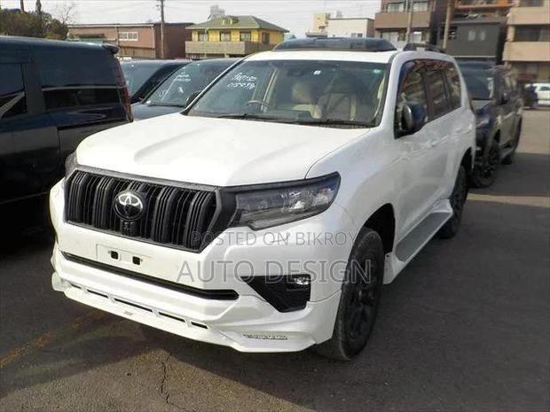 Toyota Land Cruiser Prado 2022 Pearl