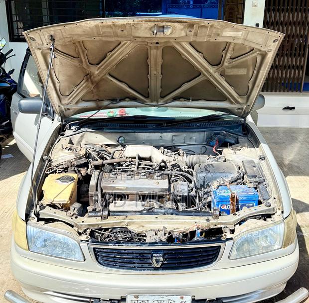 Toyota Corolla Automatic 1997 Silver