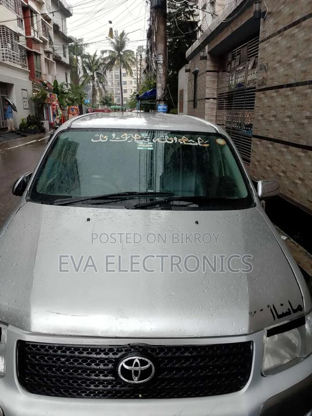 Toyota Succeed 2004 Silver