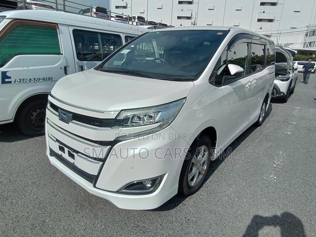 Toyota Noah 2021 Pearl