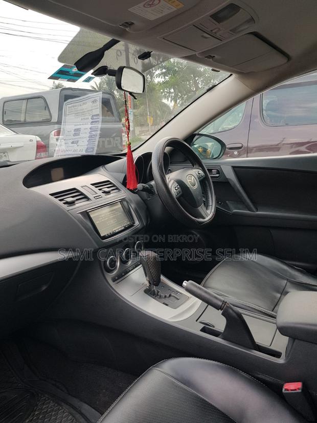Mazda Axela 2012 White