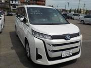 Toyota Noah 2023 Pearl for sale