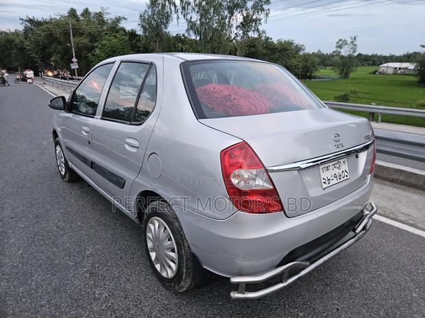 Tata Indigo 2019 Silver