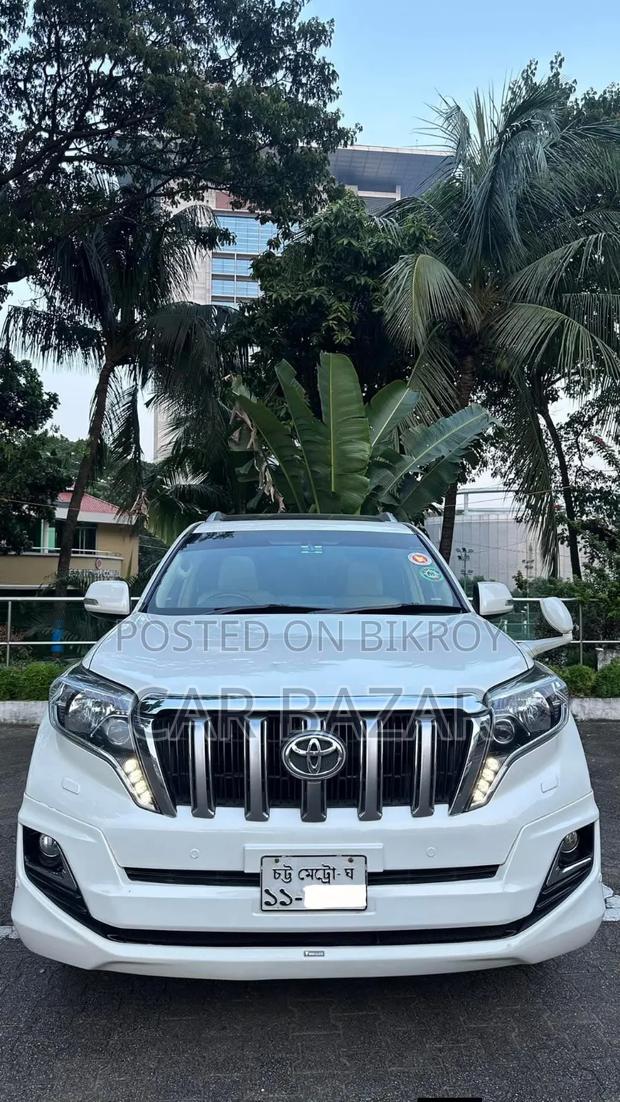 Toyota Land Cruiser Prado 2.7 i 2012 Pearl