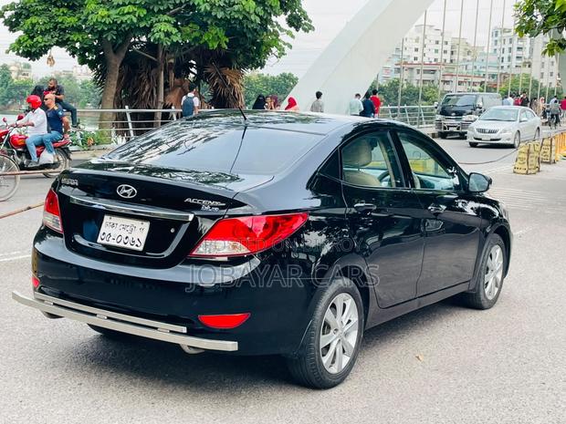 New Hyundai Accent 2012 Blue