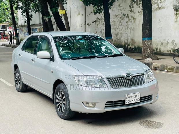 New Toyota Corolla 2004 Silver