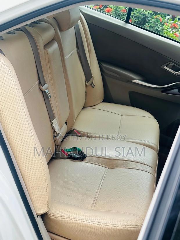 Toyota Premio 1.5 FWD 2012 Pearl