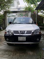 Nissan DoubleCab 2005 Silver for sale