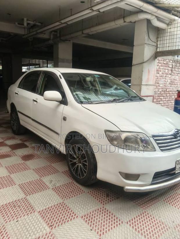 Toyota Corolla 2005 White