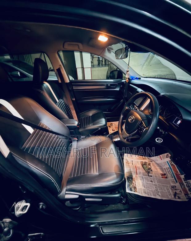 Toyota Corolla Fielder 1.5 Hybrid FWD 2018 Black