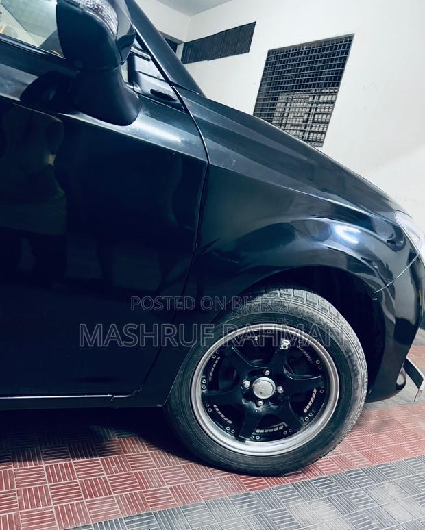 Toyota Corolla Fielder 1.5 Hybrid FWD 2018 Black
