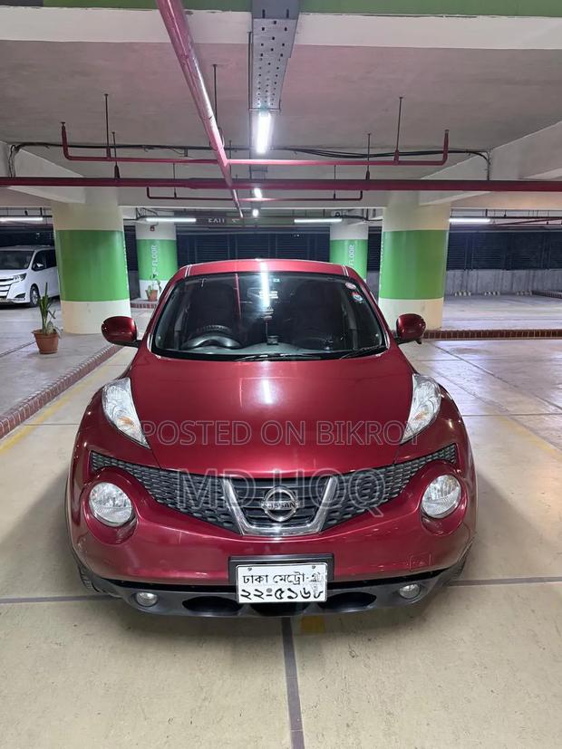 Nissan Juke 2011 Red