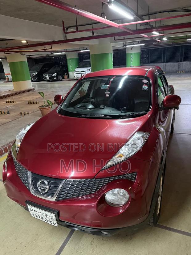 Nissan Juke 2011 Red