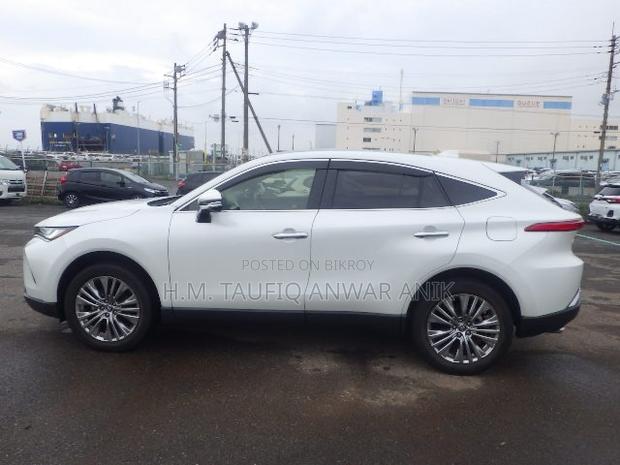 Toyota Harrier 2.5 Hybrid 2021 Pearl