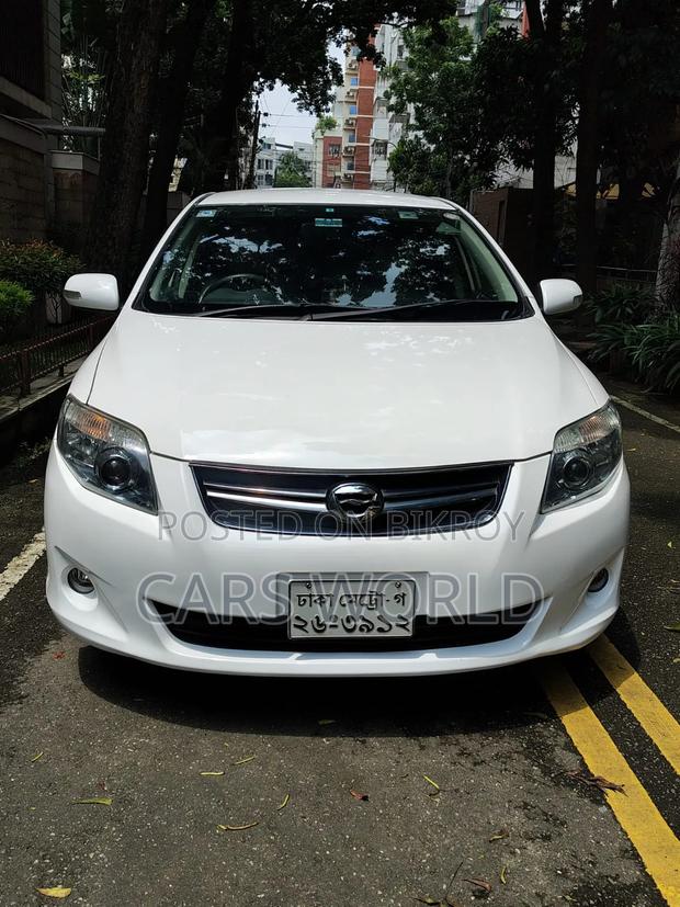 Toyota Corolla Fielder 2011 White