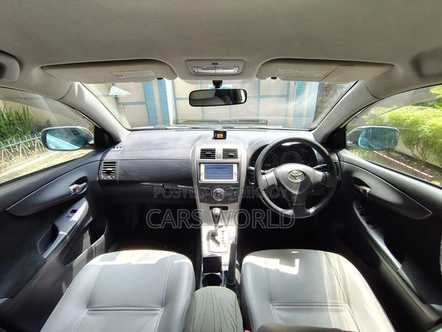 Toyota Corolla Fielder 2011 White