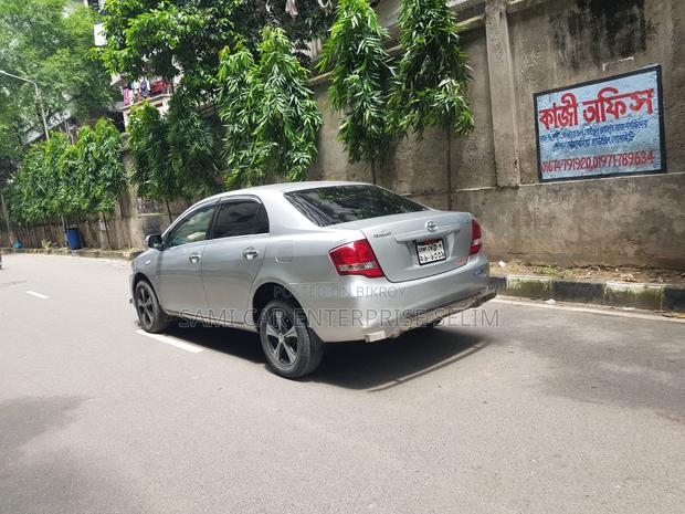 Toyota Axio 2011 Silver