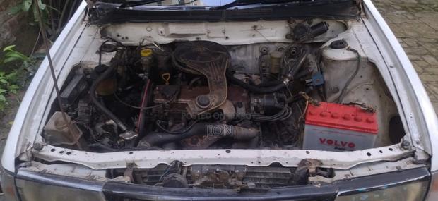 Nissan Sunny 1994 White