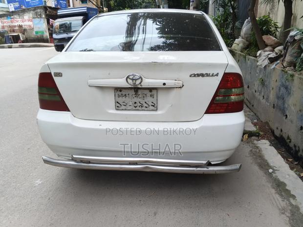 Toyota Corolla Sedan Automatic 2004 White