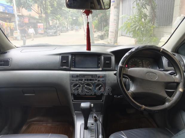 Toyota Corolla Sedan Automatic 2004 White