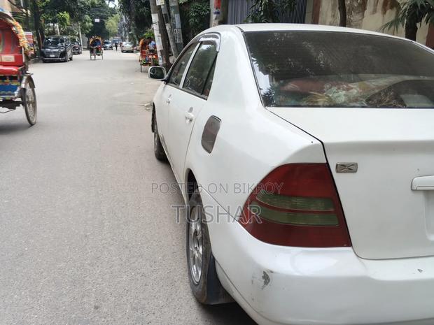 Toyota Corolla Sedan Automatic 2004 White
