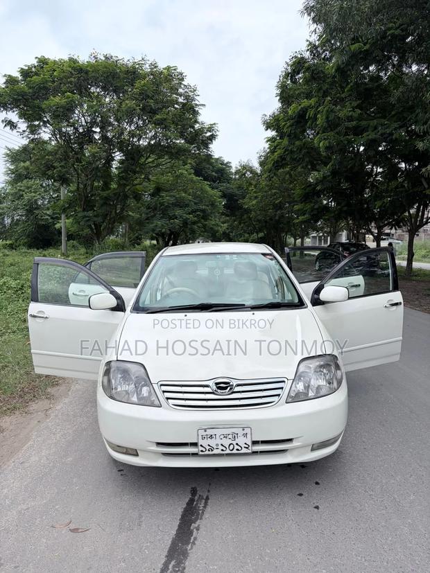 Toyota Corolla Sedan 2004 Pearl