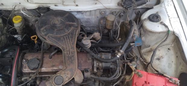 Nissan Sunny 1994 White