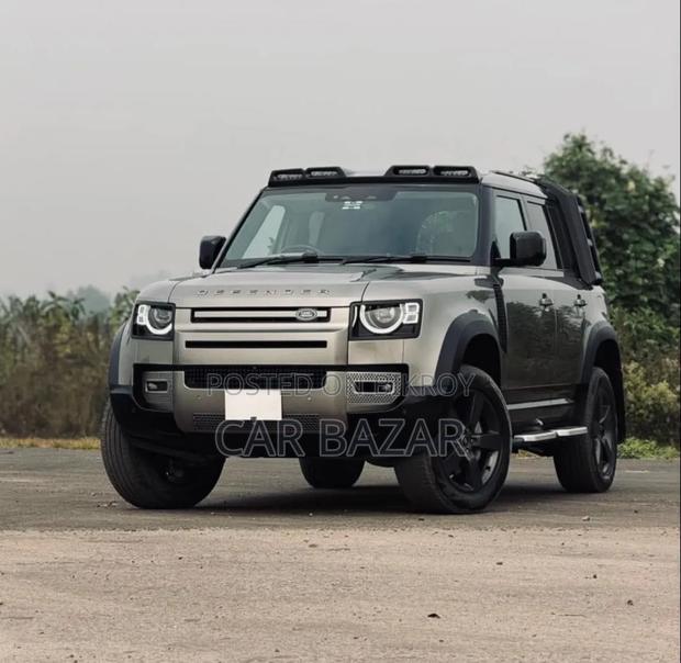 Land Rover Defender X-Dynamic SE 2023 Brown
