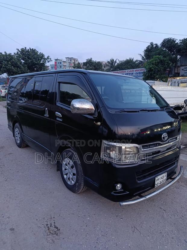Toyota Hilux 2012 Black