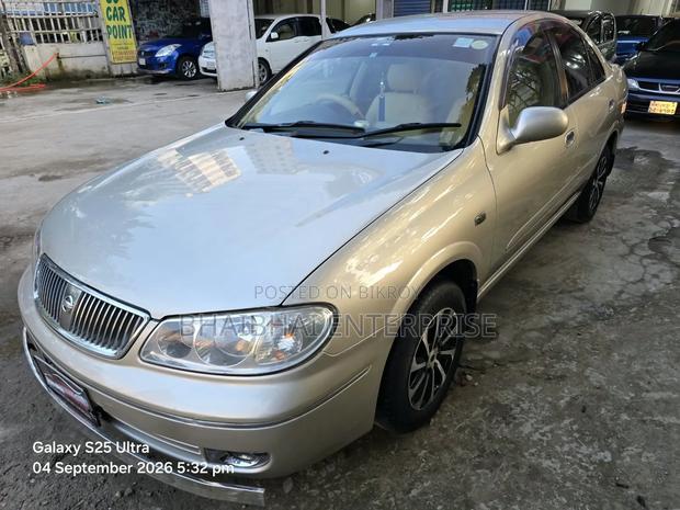 Nissan Bluebird Sylphy 2003 Gold