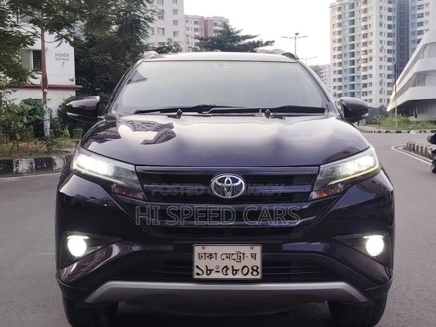 Toyota Rush 1.5 RWD 2019 Maroon