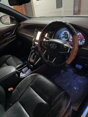 Toyota Harrier 2015 White for sale