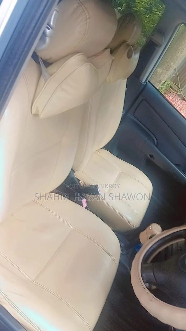 Toyota Succeed 2004 Silver