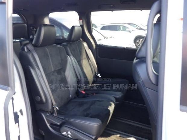 Toyota Noah 2.0 FWD (7 Seater) 2021 Pearl