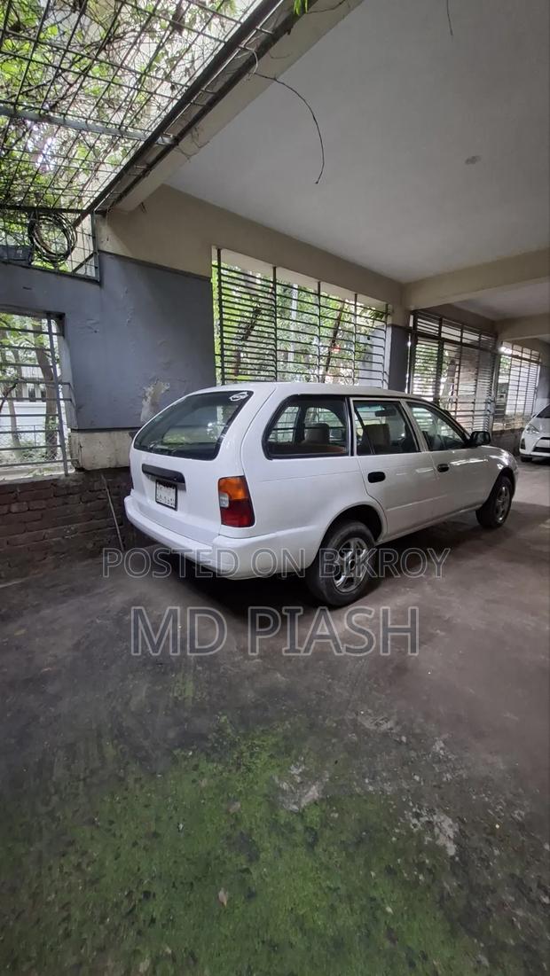 Toyota Corolla II 1999 White