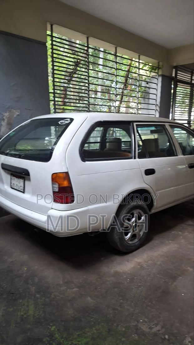 Toyota Corolla II 1999 White