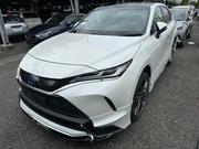 Toyota Harrier 2.5 Hybrid 4WD 2021 Pearl for sale