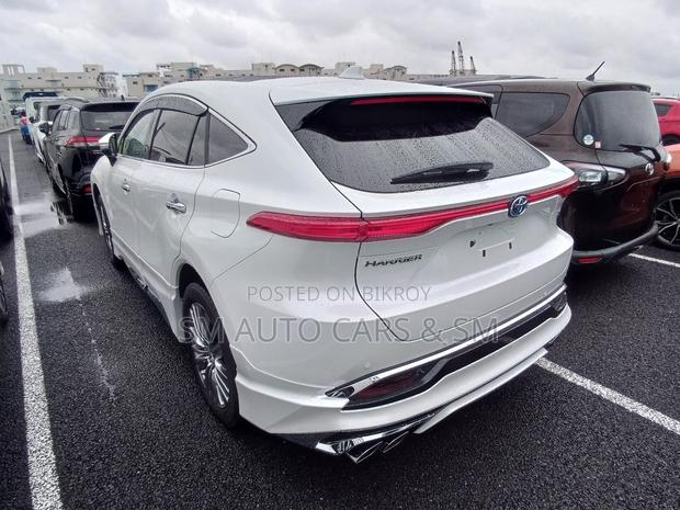 Toyota Harrier Hybrid Z 2023 Pearl