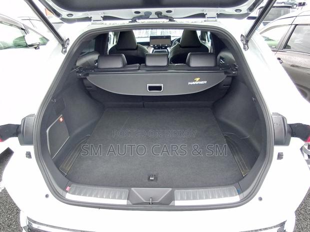 Toyota Harrier Hybrid Z 2023 Pearl