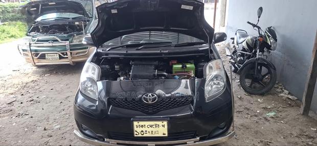 Toyota Vitz 1.3 AWD 3dr 2010 Black