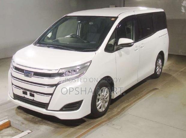 Toyota Noah 2021 Pearl