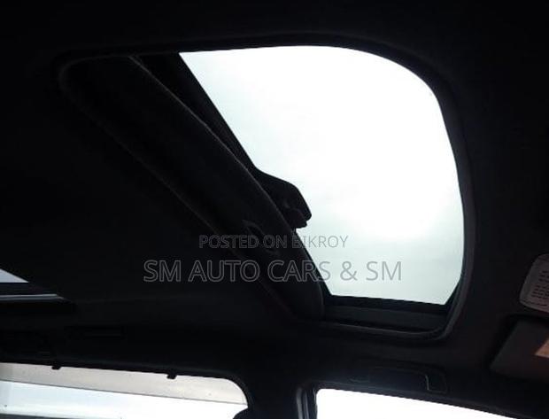 Toyota Noah 2021 Pearl