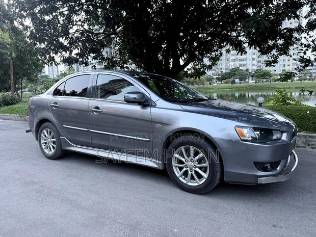 Mitsubishi Lancer 2016 Gray