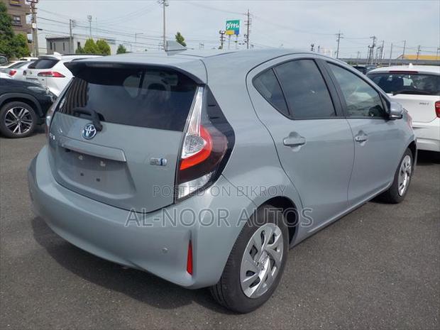 Toyota Aqua 2021 Gray